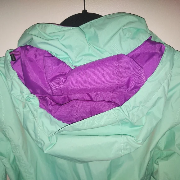 The North Face Green/Purple Hyvent Jacket - Picture 2 of 12